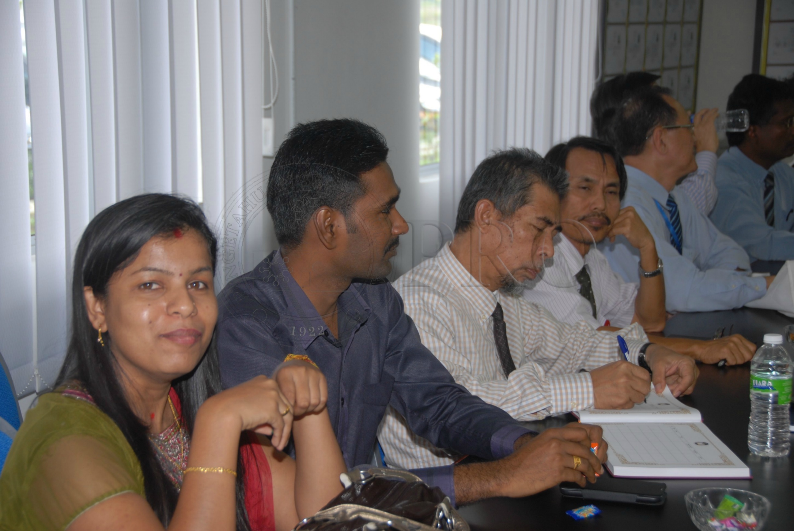 PRO 14 01 SEKOLAH FBA 8107